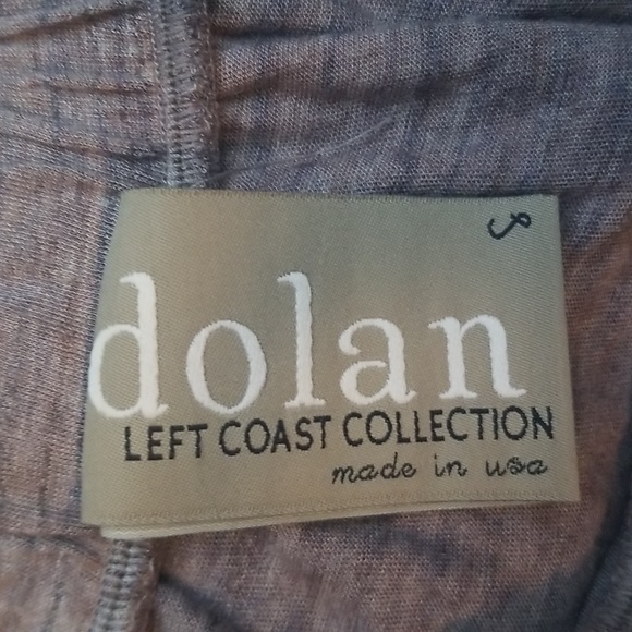 Size small 3/4 sleeve Dolan Left Coast Collection boat neck ruffle top - Picture 3 of 5